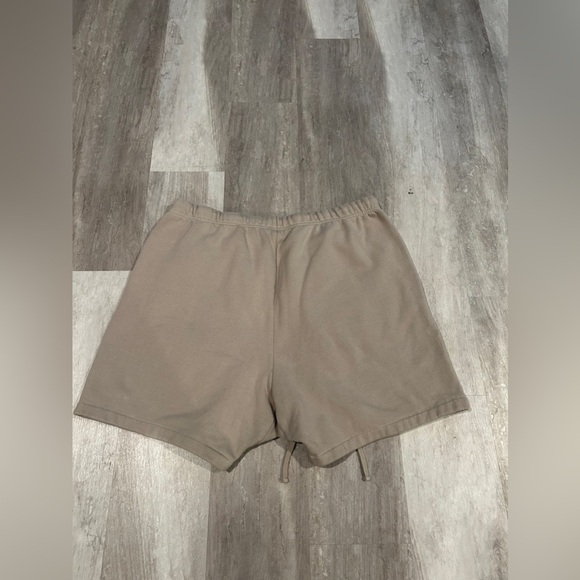 FOG Essentials Shorts cream sz XXL - Picture 6 of 6